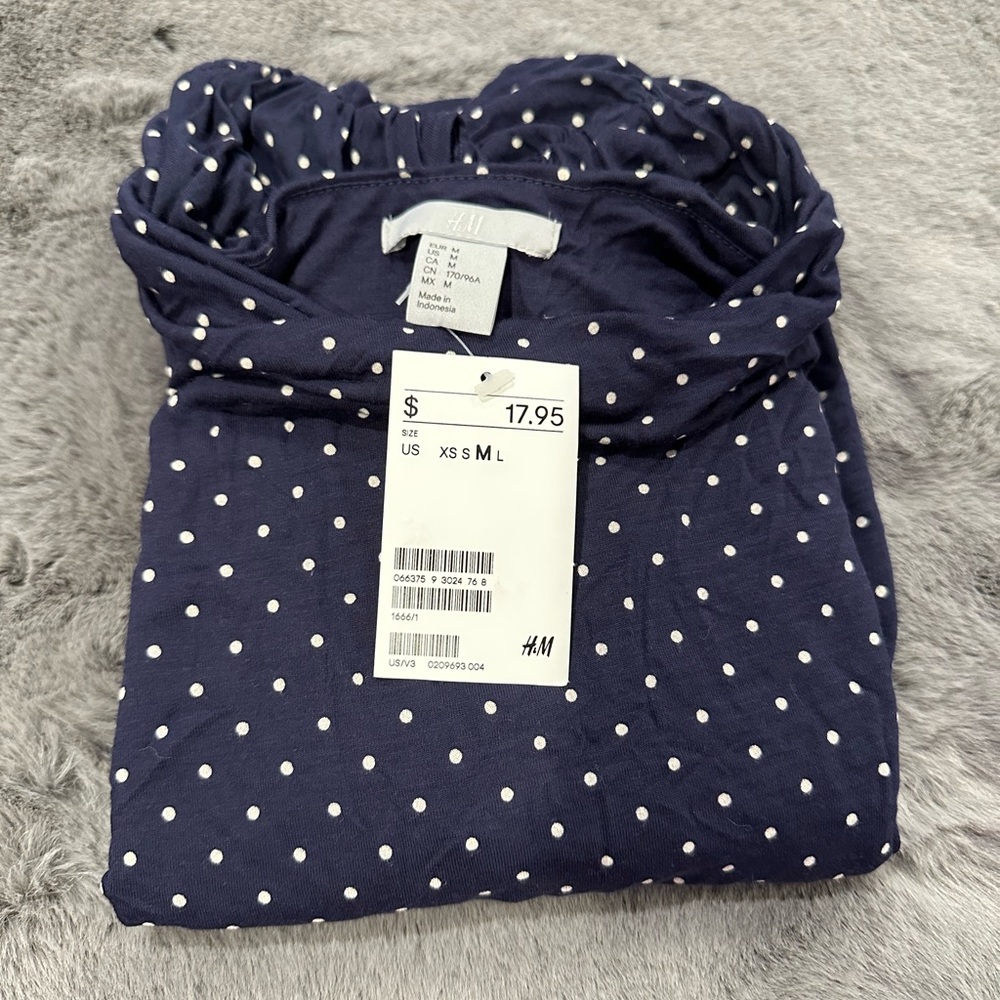 NWT H&M Cowl Neck Sleeveless Blouse - Picture 12 of 12